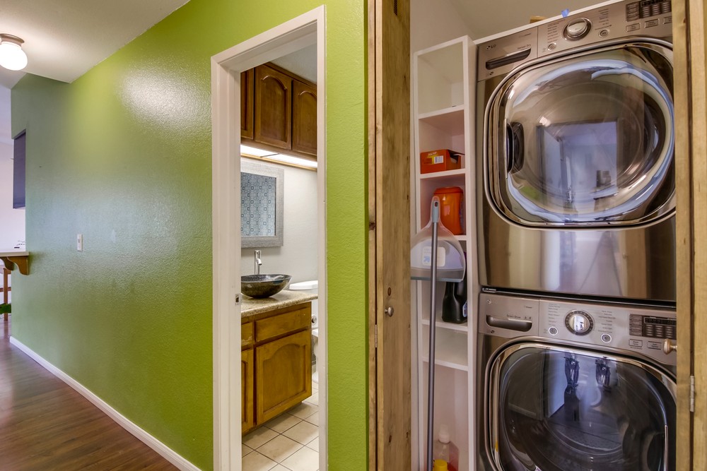 Virtual tour photo 42 of 43 for 4129 Highland Ave #4