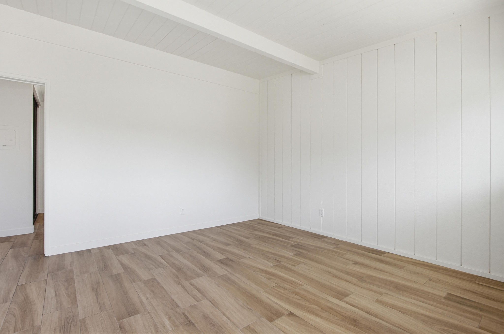 Virtual tour photo 33 of 48 for 413 S Myers St