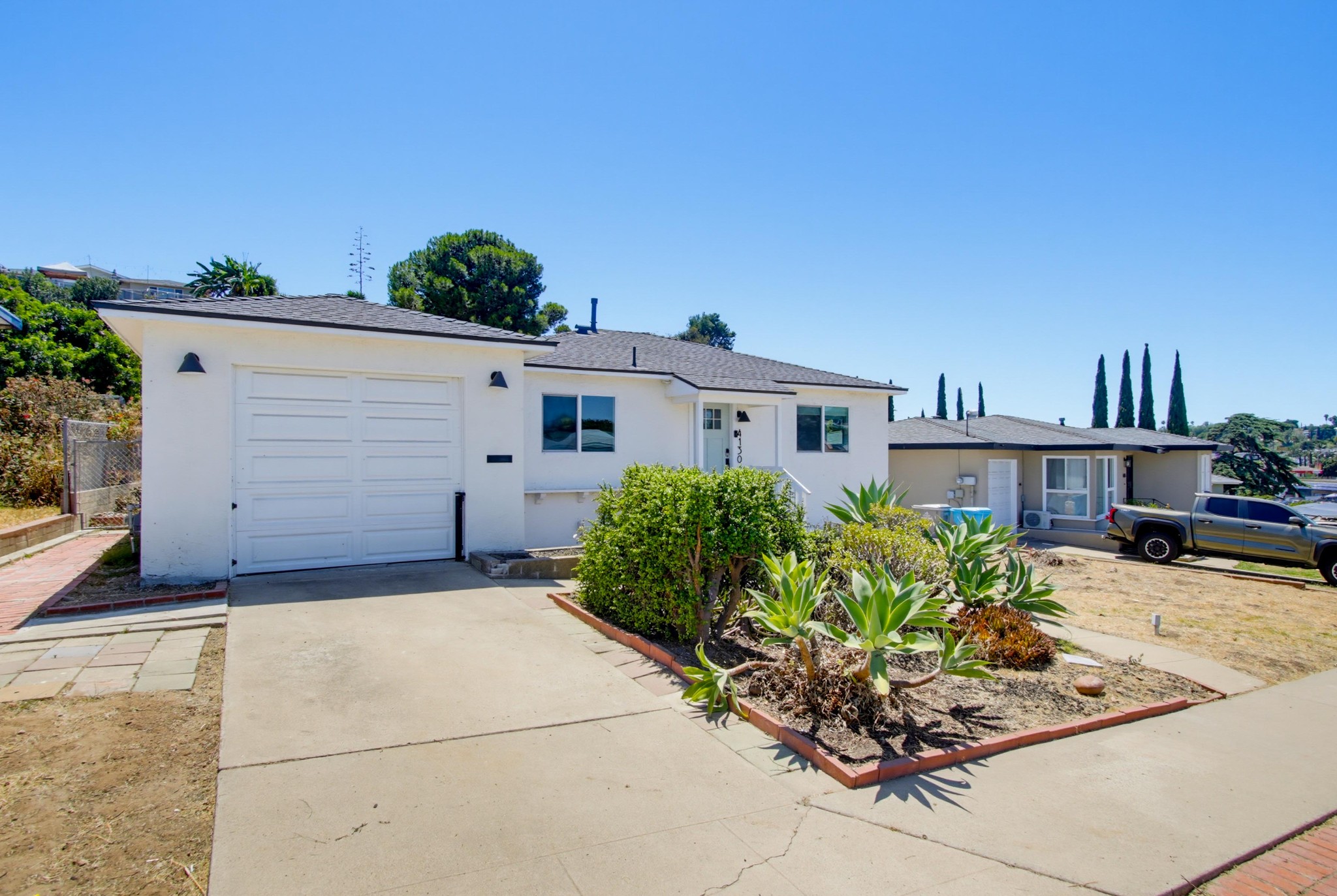 Virtual tour photo 3 of 33 for 4130 Vista Grande Dr
