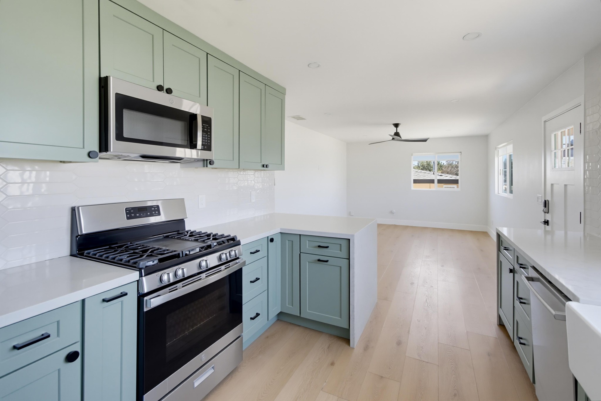 Virtual tour photo 12 of 33 for 4130 Vista Grande Dr
