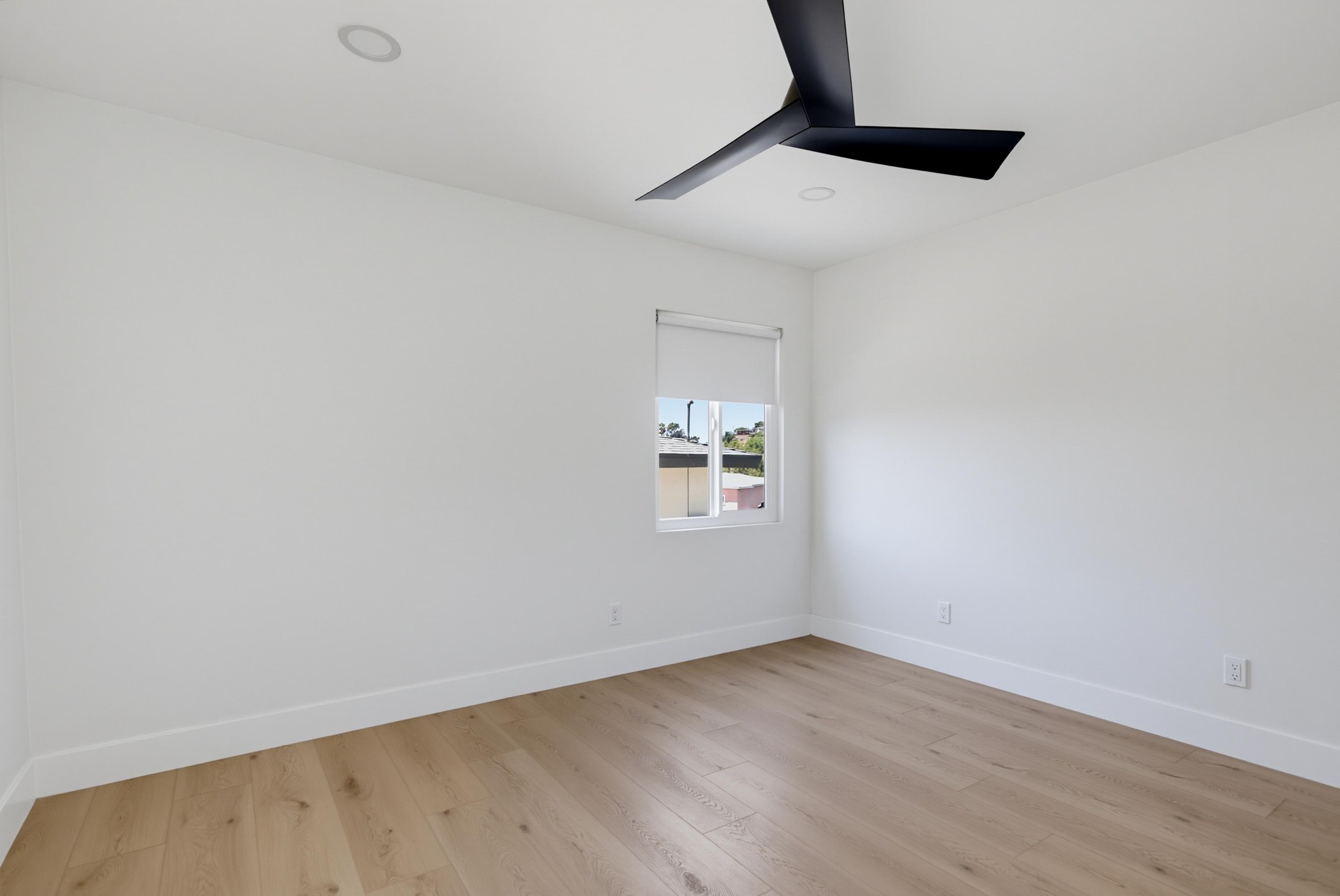 Virtual tour photo 17 of 33 for 4130 Vista Grande Dr