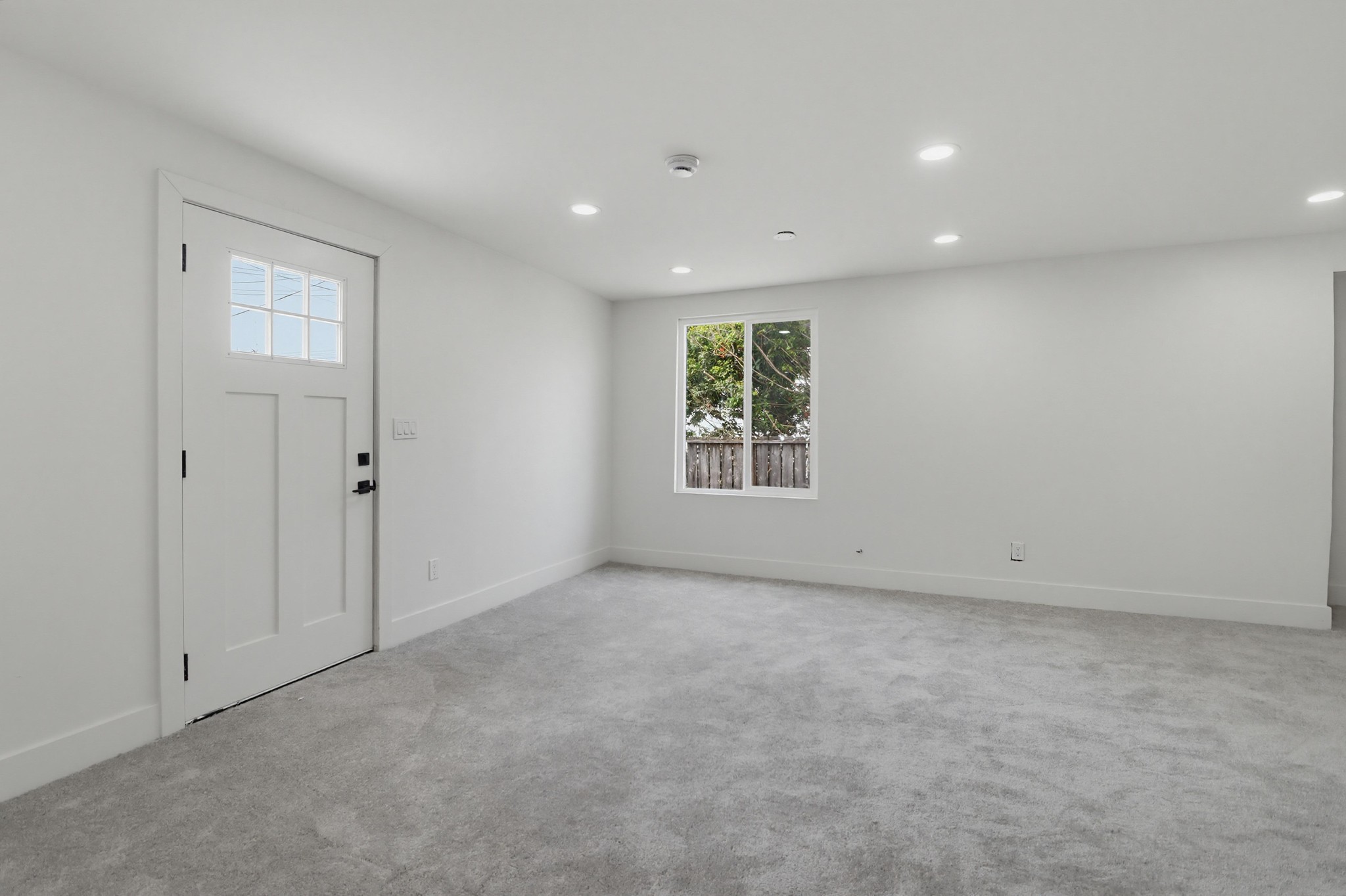 Virtual tour photo 29 of 43 for 4132 Division St