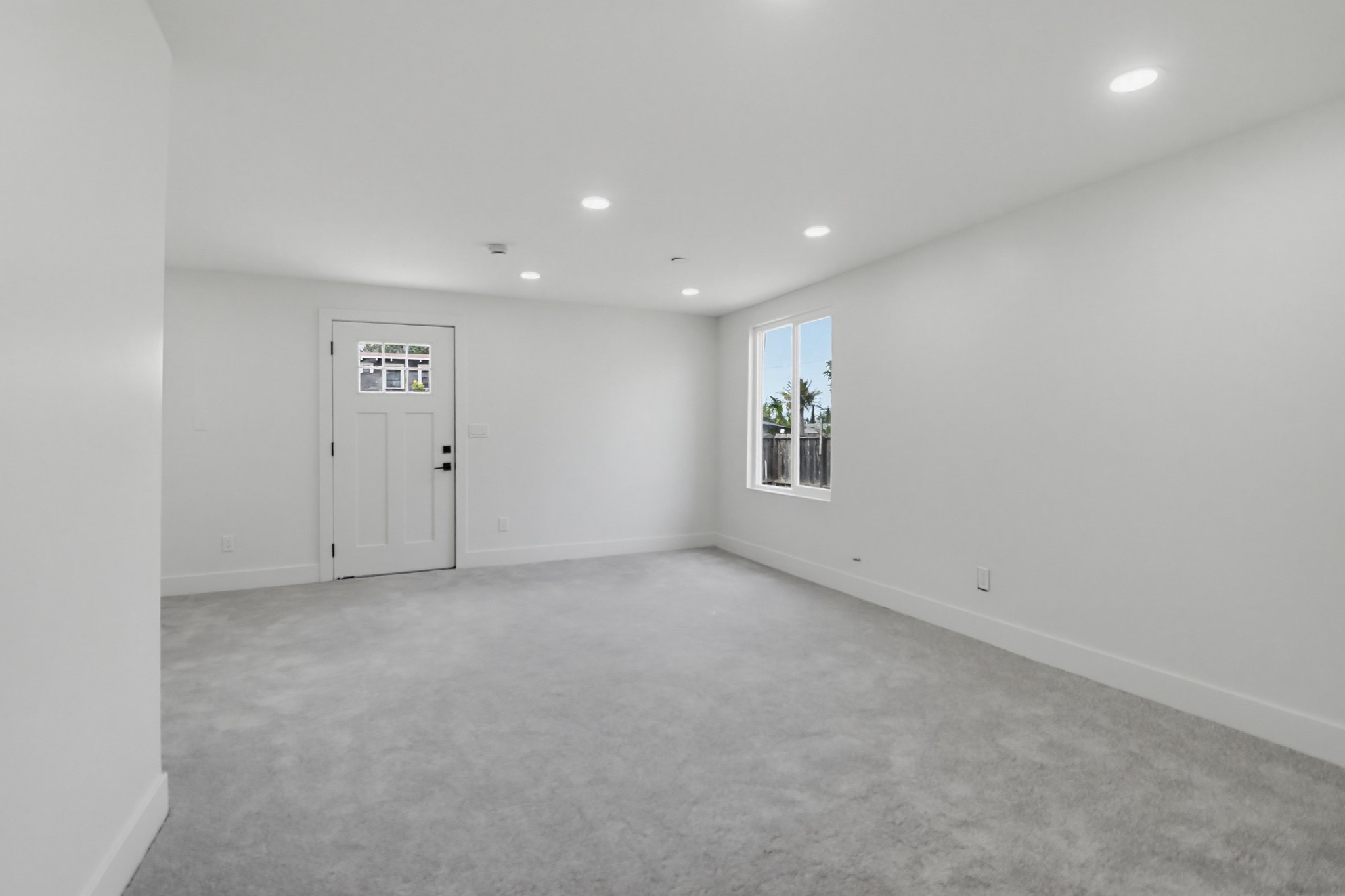 Virtual tour photo 30 of 43 for 4132 Division St