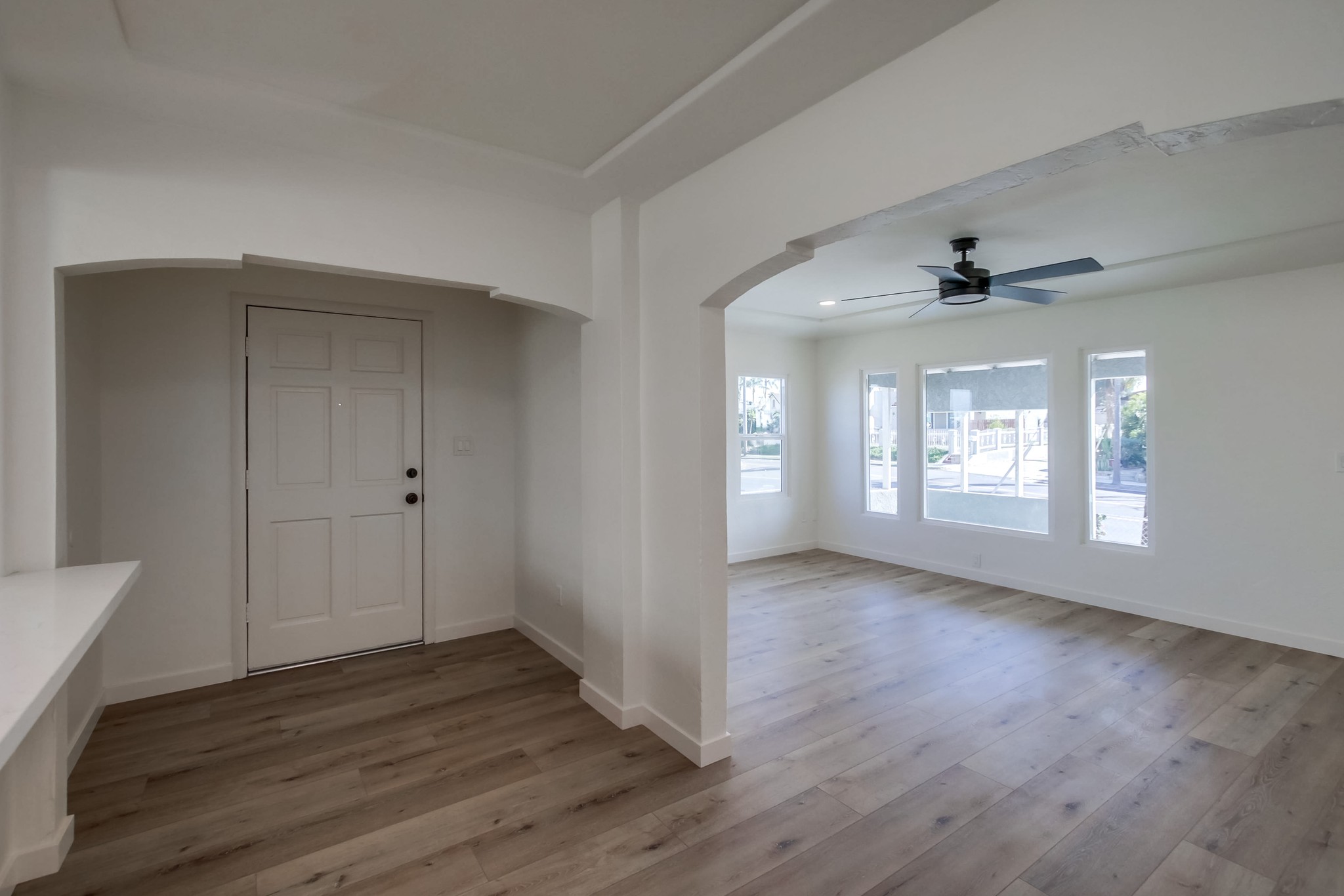 Virtual tour photo 14 of 43 for 4132 Division St