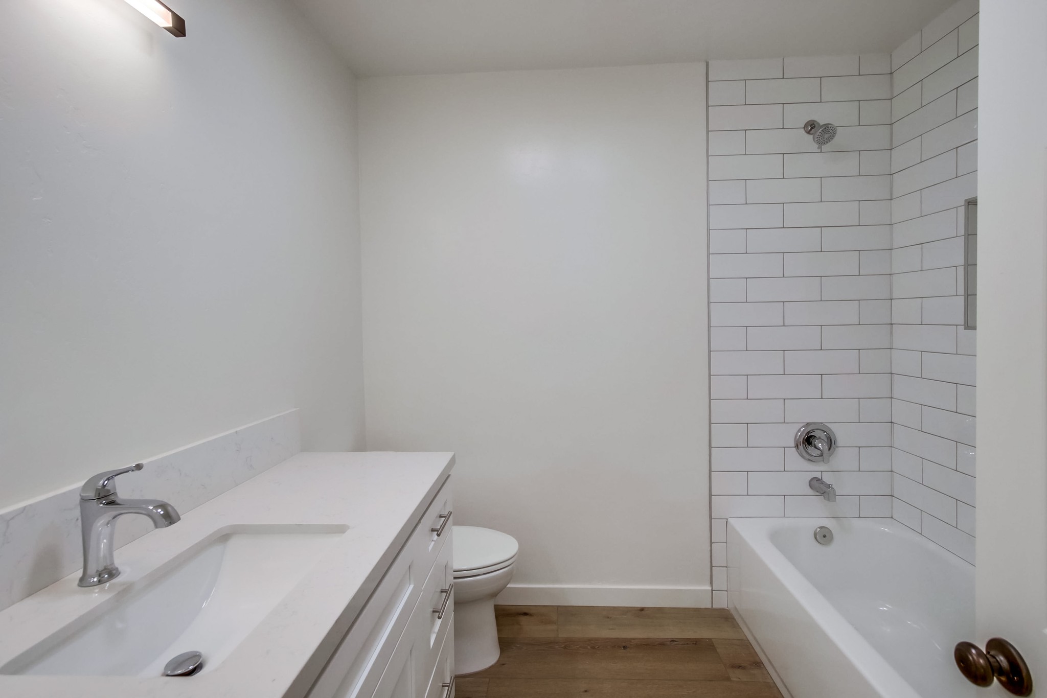 Virtual tour photo 15 of 43 for 4132 Division St