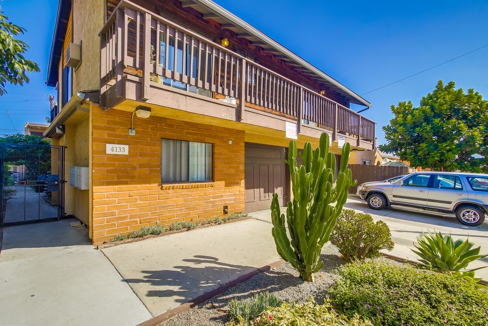 Virtual tour photo 5 of 32 for 4133 42nd St #3