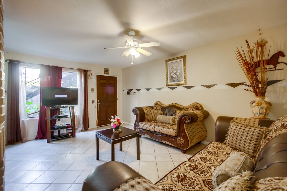 Virtual tour photo 15 of 32 for 4133 42nd St #3