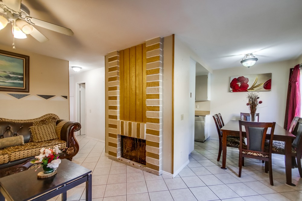 Virtual tour photo 16 of 32 for 4133 42nd St #3