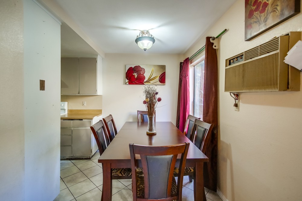 Virtual tour photo 18 of 32 for 4133 42nd St #3