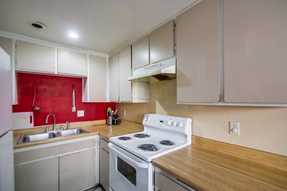 Virtual tour photo 22 of 32 for 4133 42nd St #3