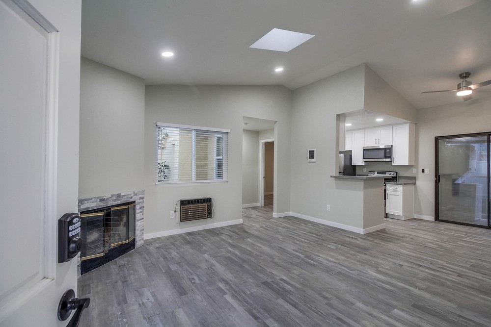 Virtual tour photo 10 of 62 for 4136 Georgia St
