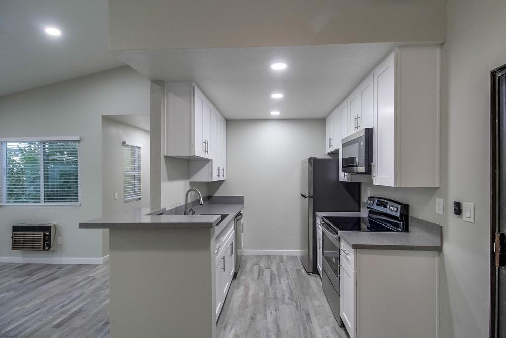 Virtual tour photo 17 of 62 for 4136 Georgia St