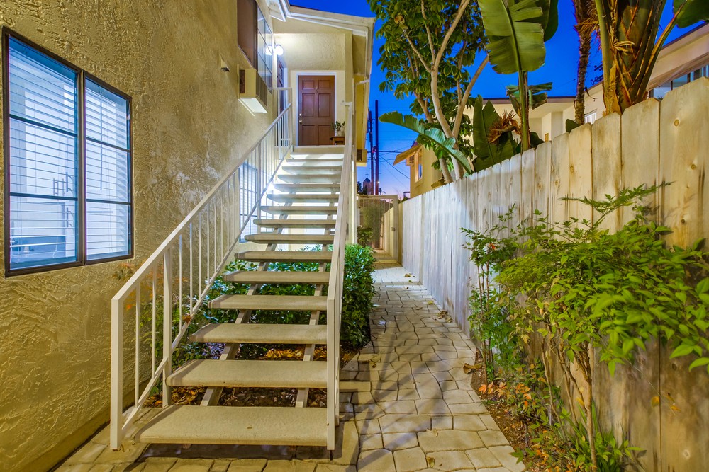 Virtual tour photo 6 of 42 for 4136 Georgia St