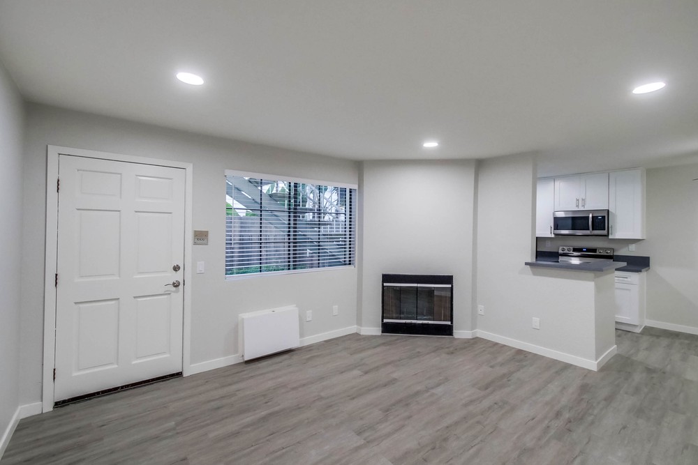 Virtual tour photo 9 of 42 for 4136 Georgia St
