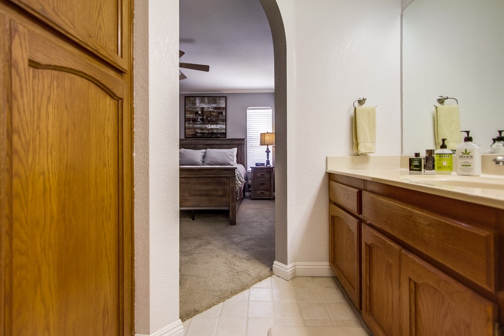 Virtual tour photo 39 of 54 for 4140 Hamilton St #3