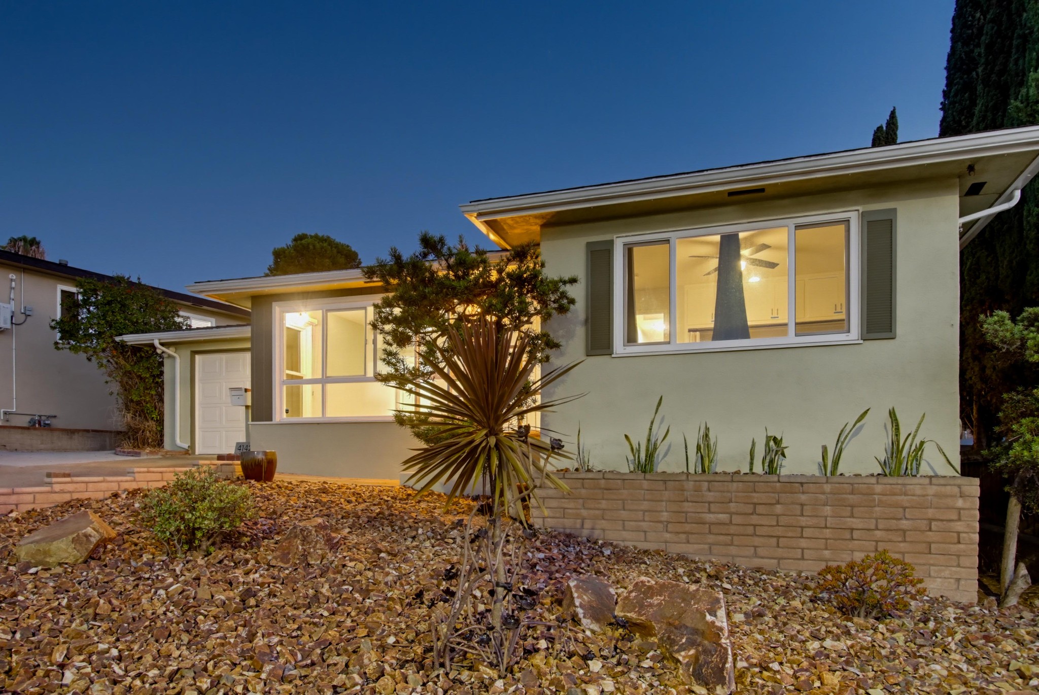 Virtual tour photo 5 of 59 for 4142 Vista Grande Dr