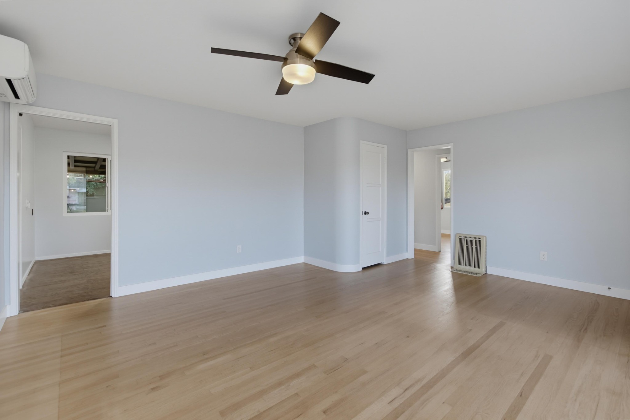 Virtual tour photo 15 of 59 for 4142 Vista Grande Dr