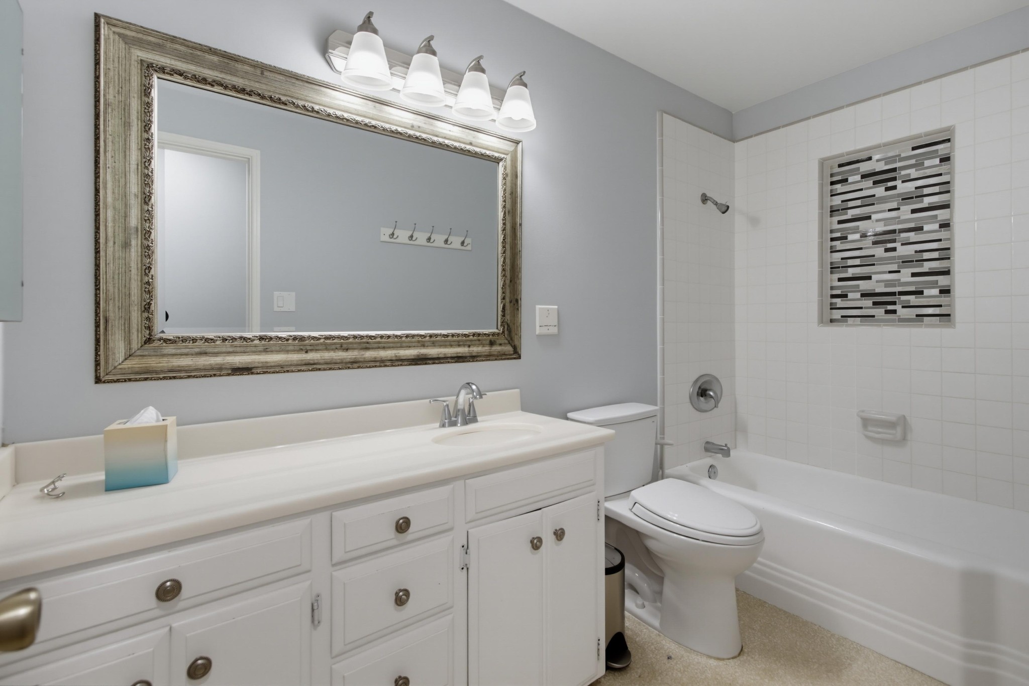 Virtual tour photo 27 of 59 for 4142 Vista Grande Dr