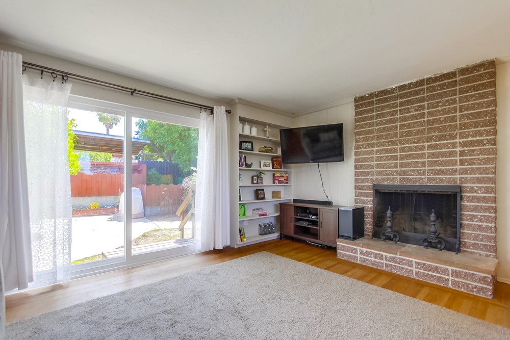 Virtual tour photo 11 of 38 for 4142 Vista Grande Dr