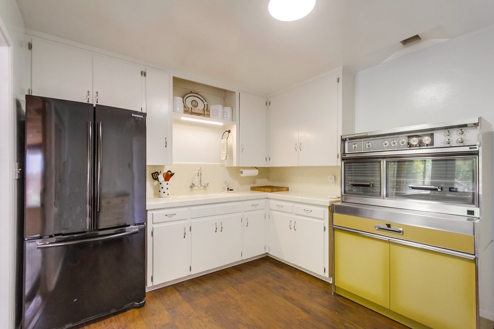Virtual tour photo 17 of 38 for 4142 Vista Grande Dr