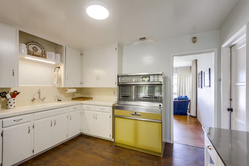 Virtual tour photo 18 of 38 for 4142 Vista Grande Dr