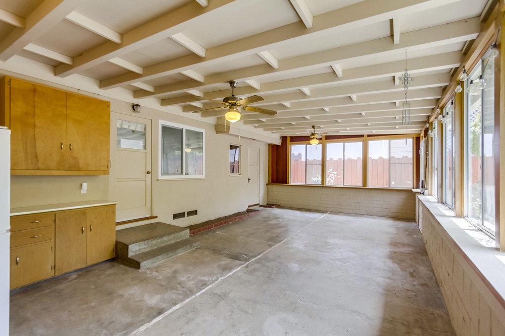 Virtual tour photo 30 of 38 for 4142 Vista Grande Dr