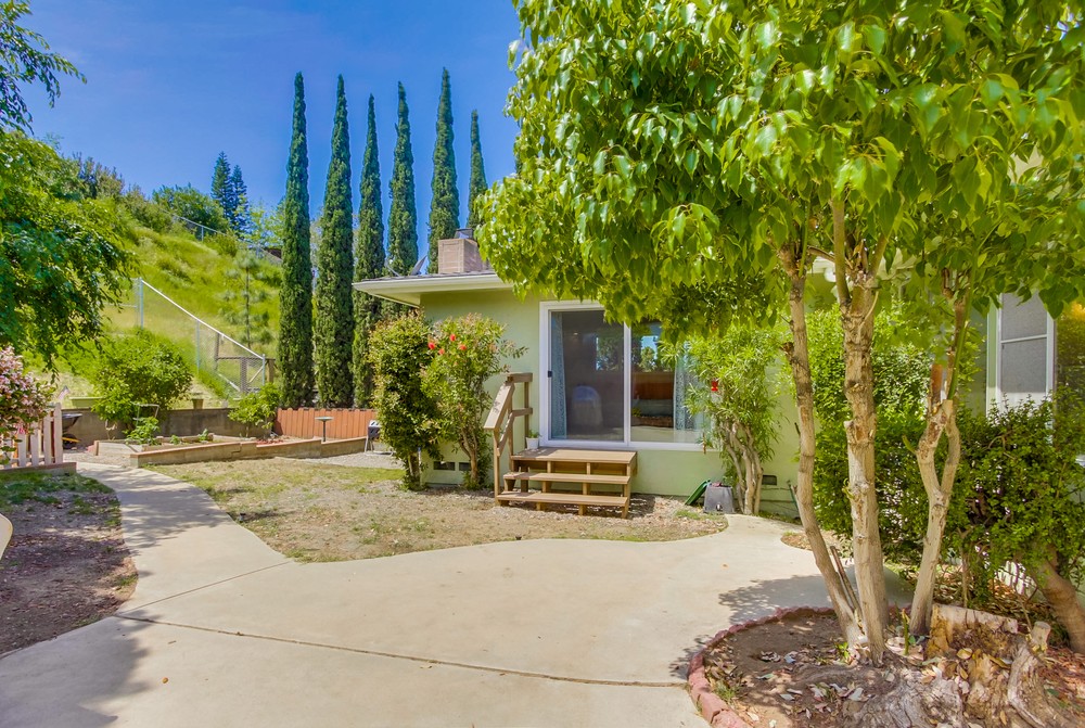 Virtual tour photo 32 of 38 for 4142 Vista Grande Dr