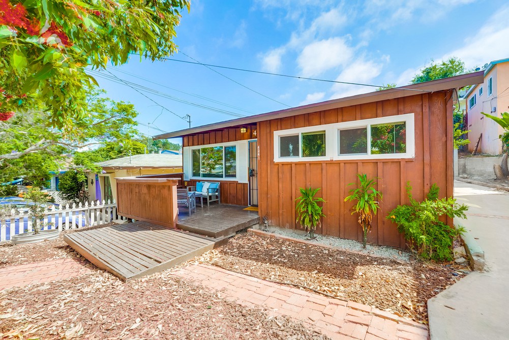 Virtual tour photo 5 of 30 for 4143 Banning St