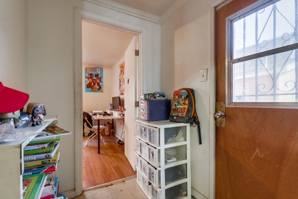 Virtual tour photo 25 of 50 for 4144 Delta St #46