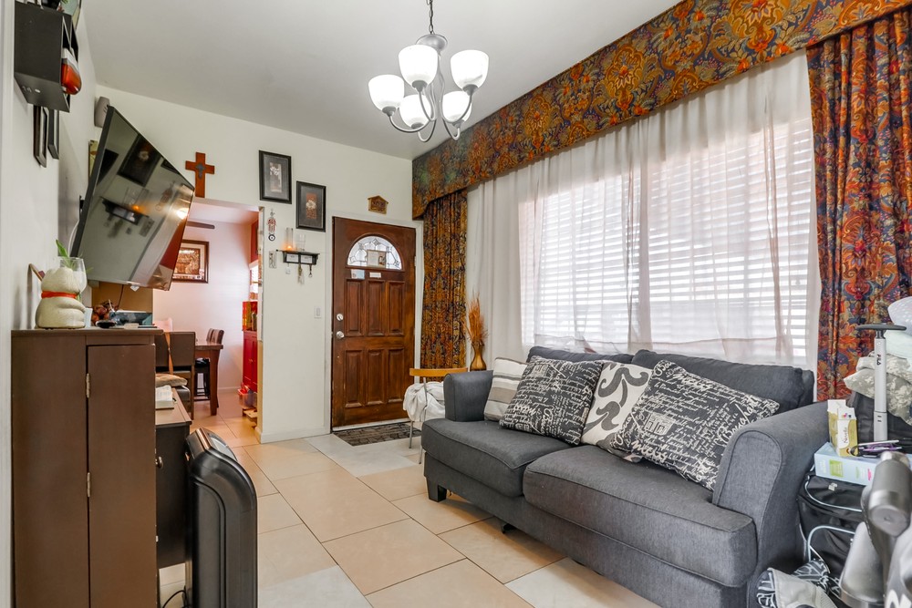 Virtual tour photo 35 of 50 for 4144 Delta St #46