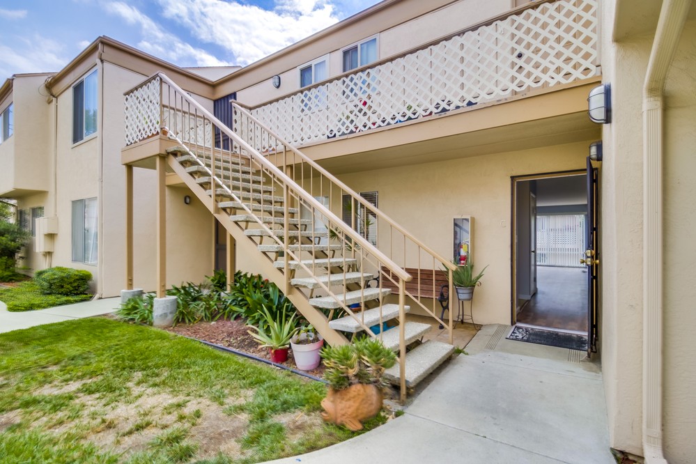 Virtual tour photo 3 of 26 for 4146 Mount Alifan Drive