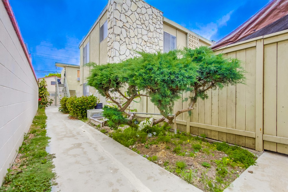 Virtual tour photo 9 of 21 for 4147 Idaho St