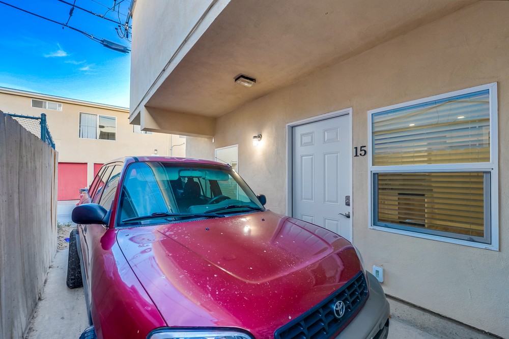Virtual tour photo 7 of 68 for 4149 Central Ave