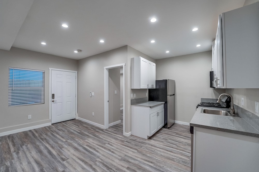 Virtual tour photo 14 of 68 for 4149 Central Ave