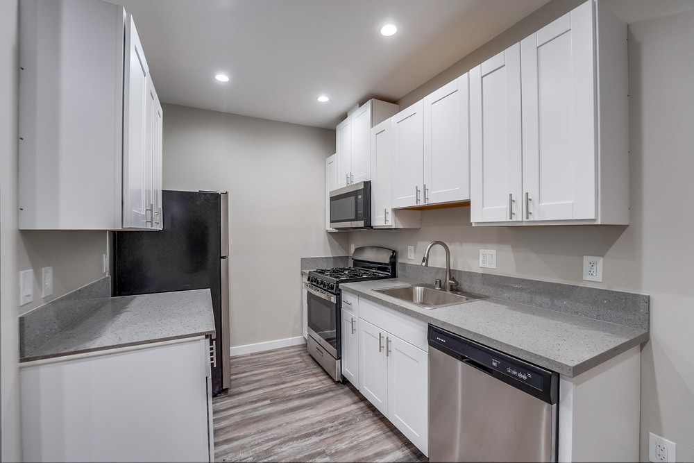 Virtual tour photo 16 of 68 for 4149 Central Ave