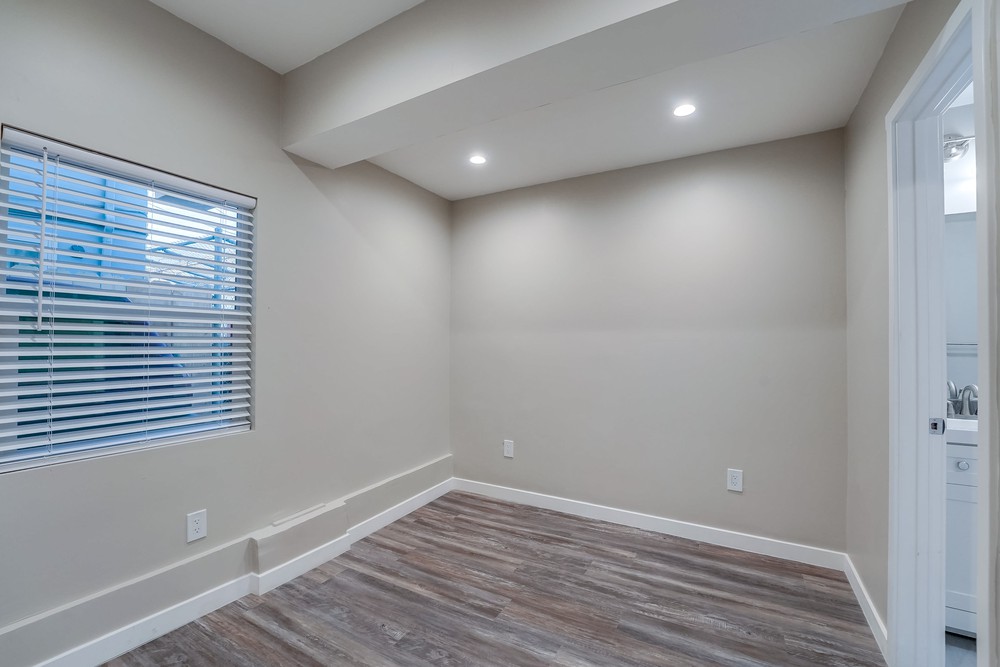 Virtual tour photo 19 of 68 for 4149 Central Ave