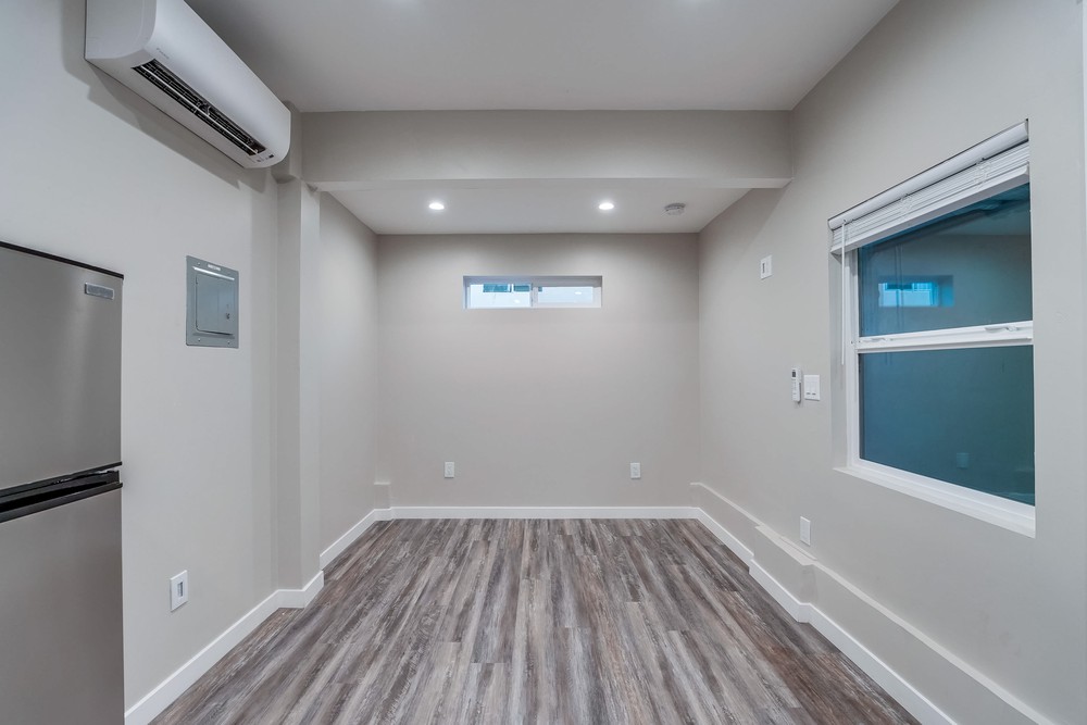 Virtual tour photo 38 of 68 for 4149 Central Ave