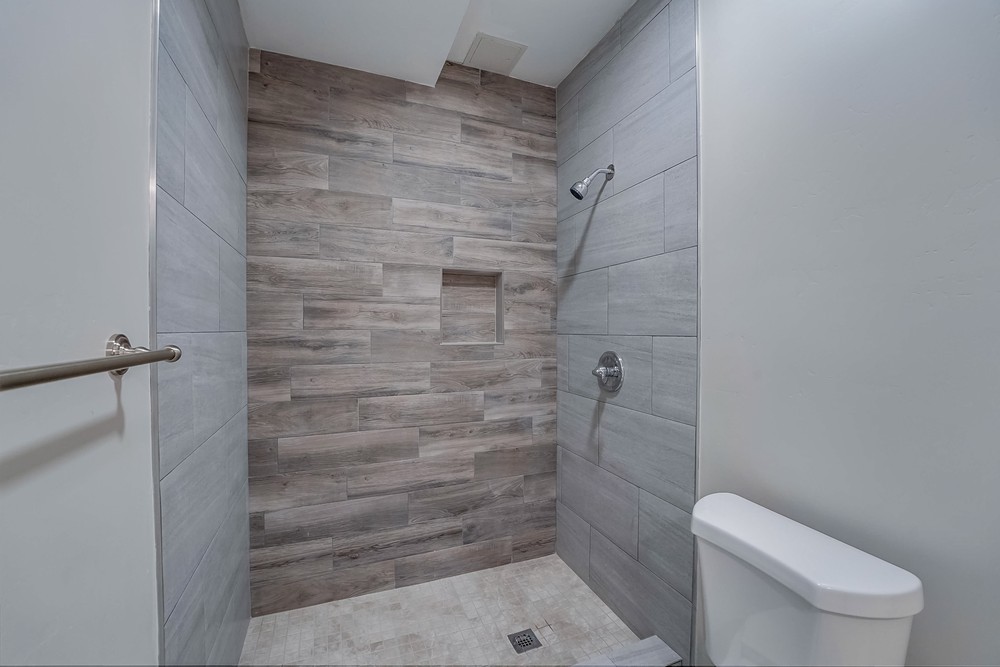 Virtual tour photo 39 of 68 for 4149 Central Ave