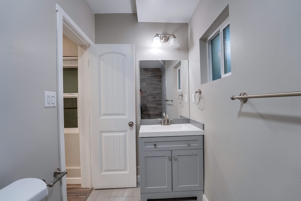 Virtual tour photo 40 of 68 for 4149 Central Ave