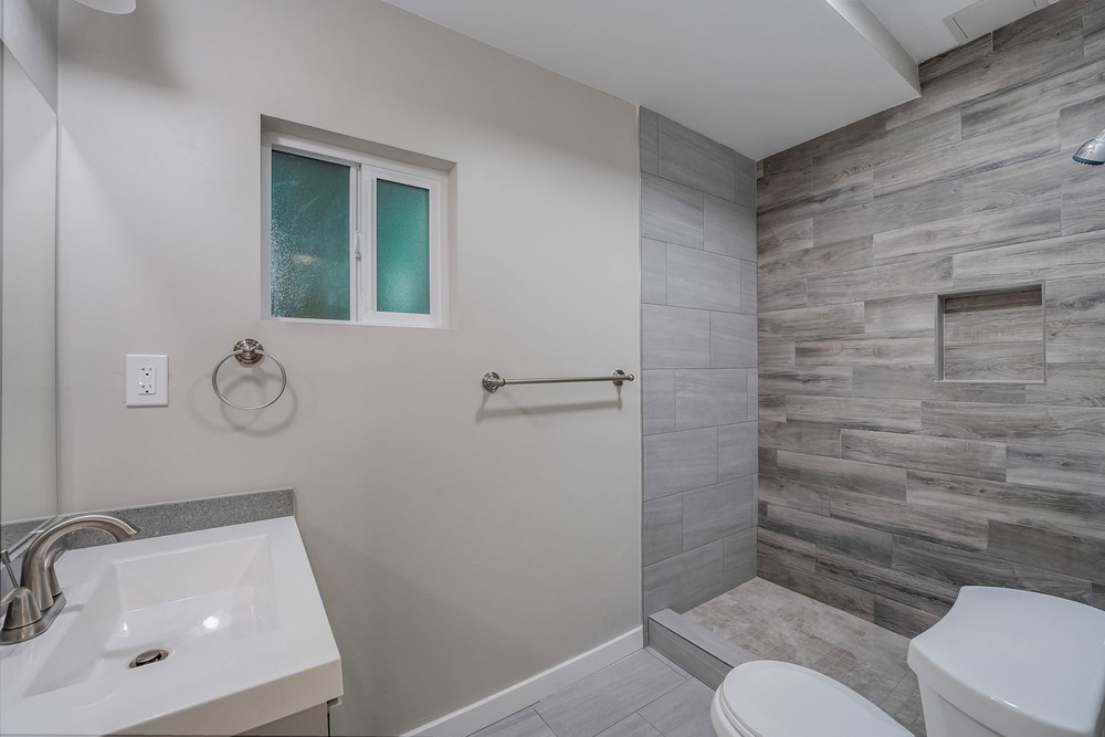 Virtual tour photo 41 of 68 for 4149 Central Ave