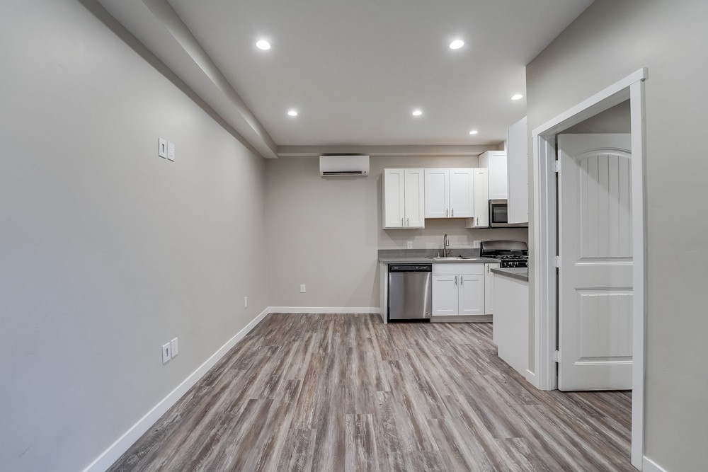 Virtual tour photo 46 of 68 for 4149 Central Ave