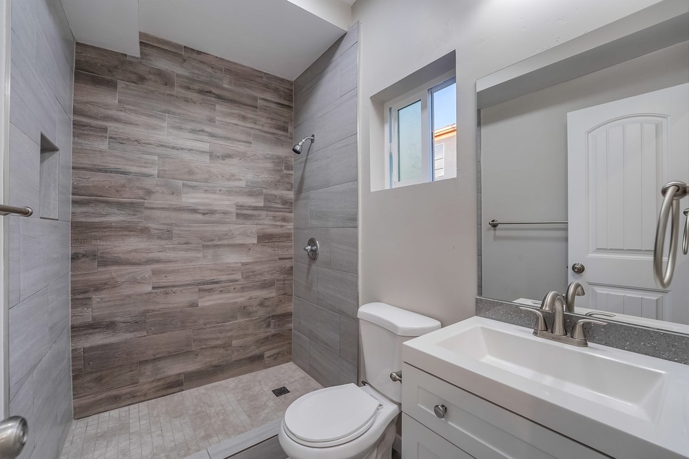 Virtual tour photo 60 of 68 for 4149 Central Ave