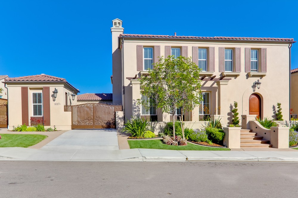 Virtual tour photo 3 of 76 for 415 Evening View Drive