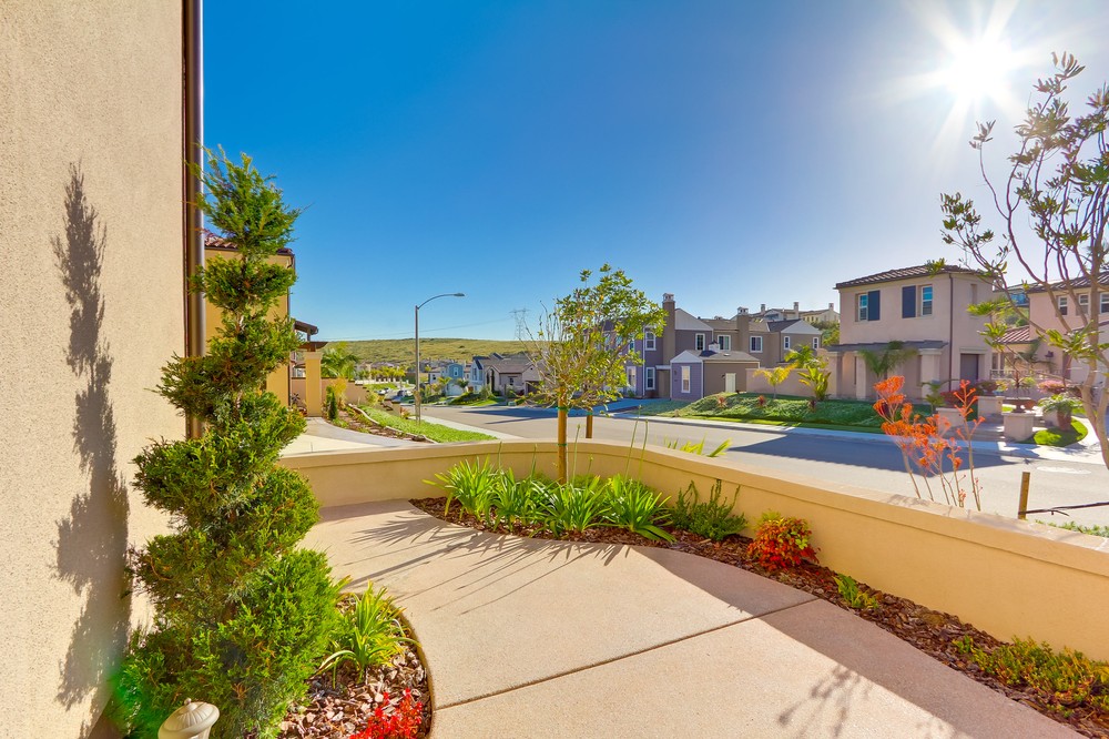 Virtual tour photo 8 of 76 for 415 Evening View Drive