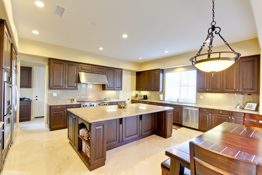 Virtual tour photo 15 of 76 for 415 Evening View Drive