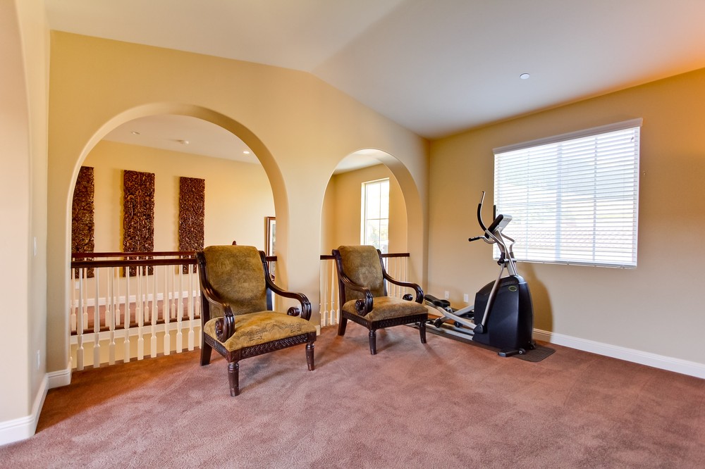 Virtual tour photo 32 of 76 for 415 Evening View Drive