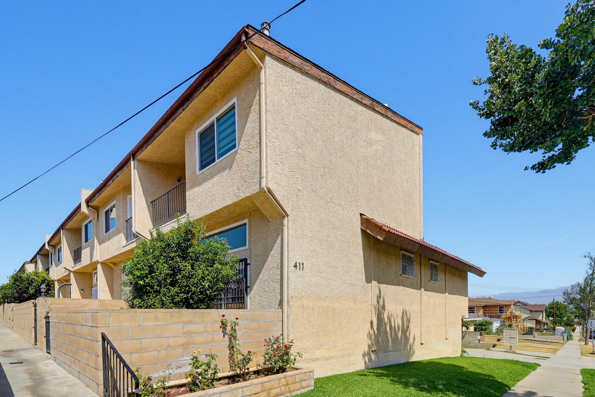 Virtual tour photo 1 of 73 for 415 S Sefton Ave Apt G