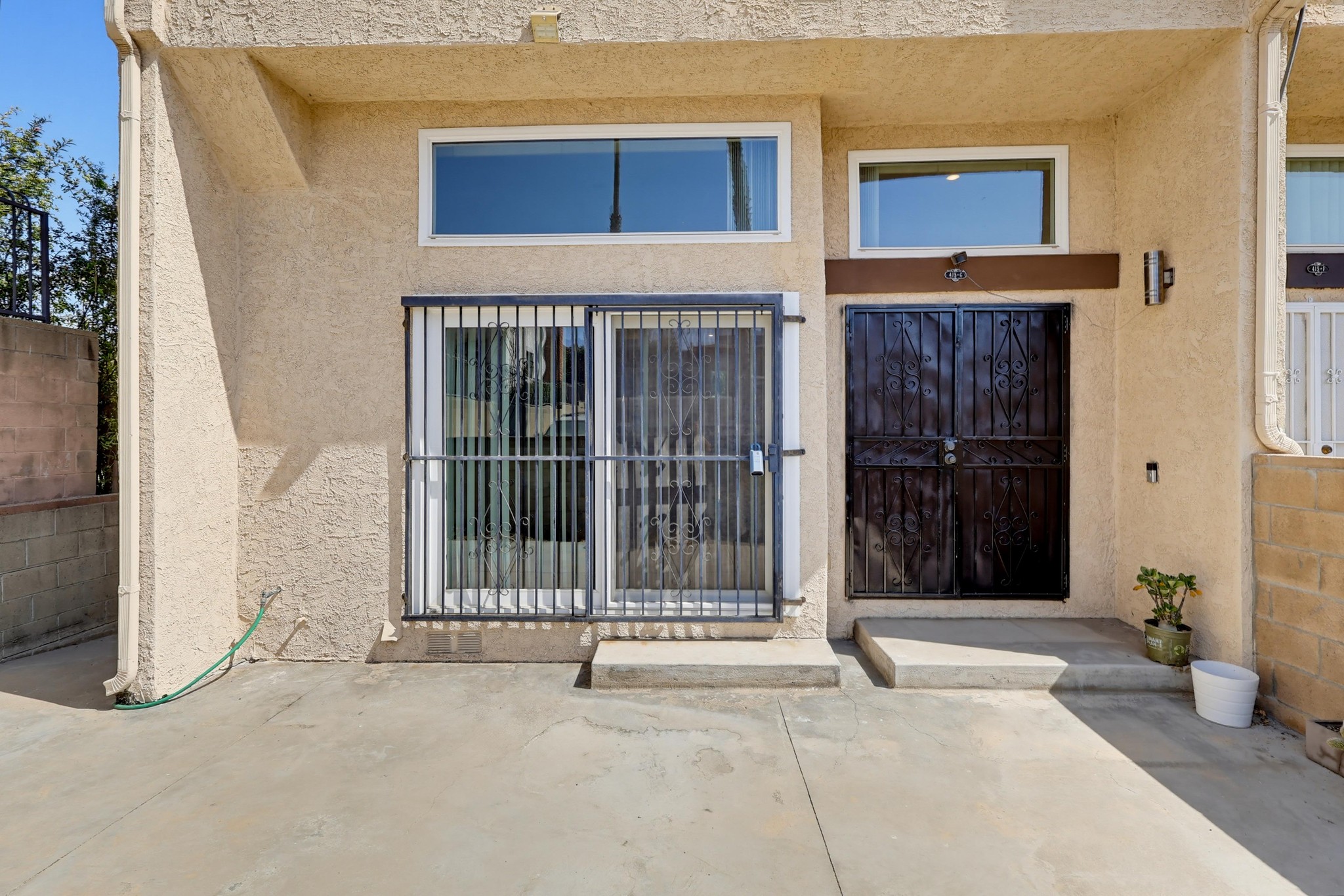 Virtual tour photo 9 of 73 for 415 S Sefton Ave Apt G