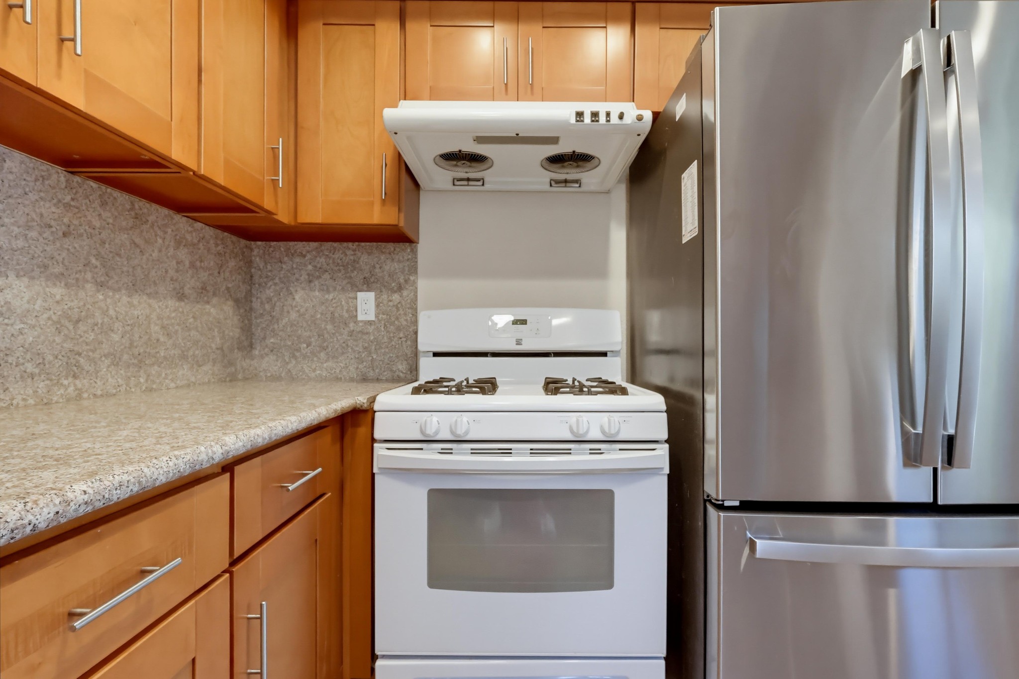 Virtual tour photo 30 of 73 for 415 S Sefton Ave Apt G