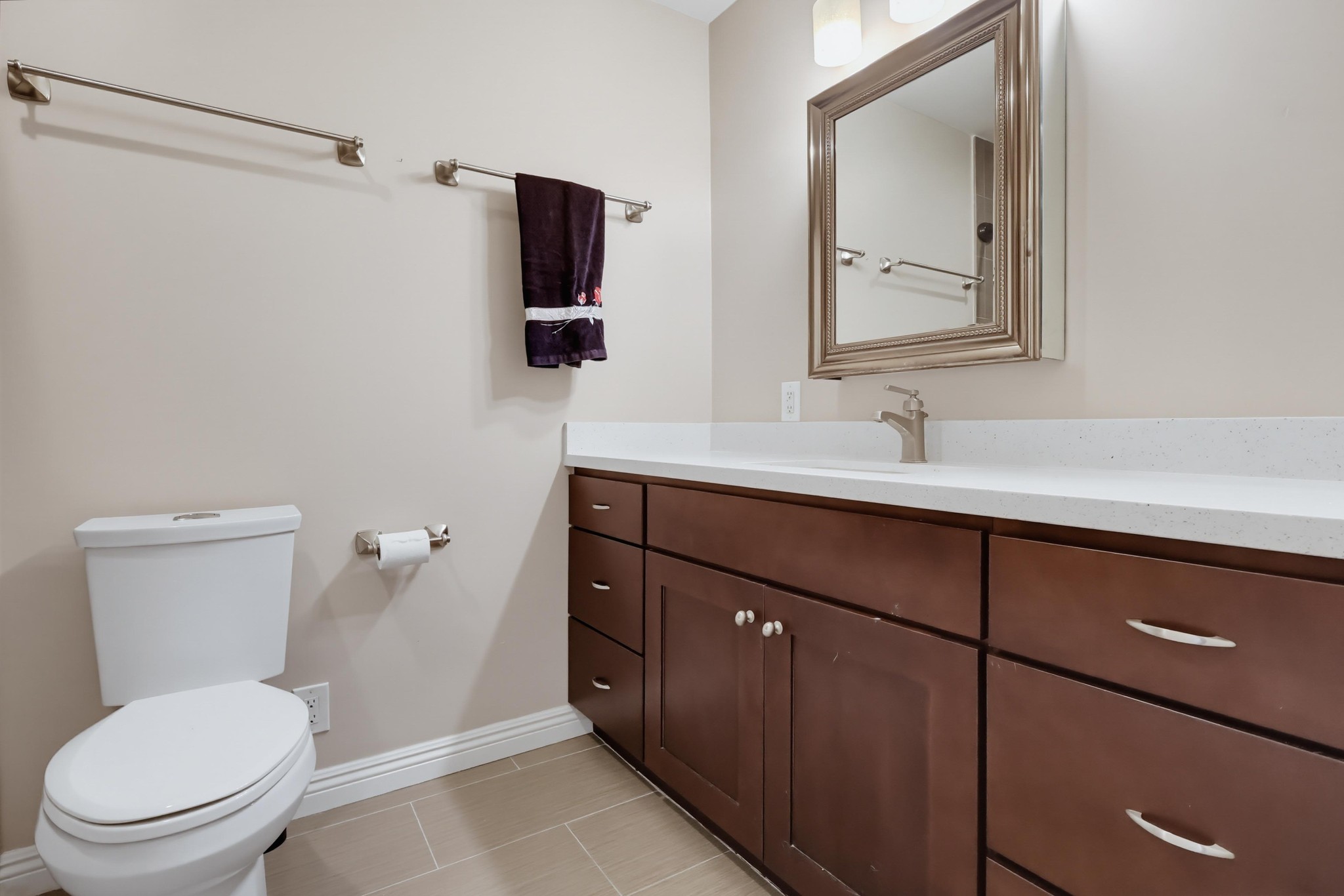 Virtual tour photo 33 of 73 for 415 S Sefton Ave Apt G